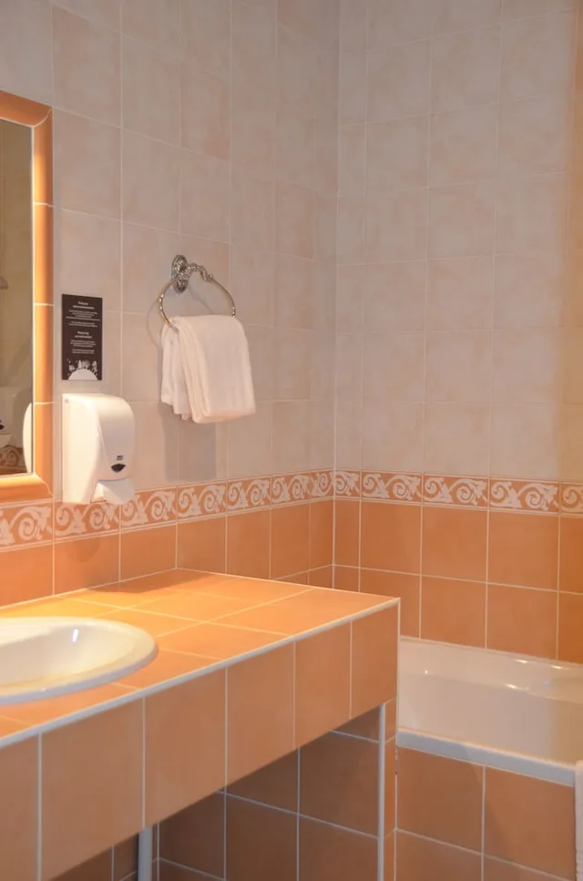 غرفة كومفورت بسرير كوين بإطلالة على البحر، Hotel Et Spa Les Cleunes Oleron 4/5