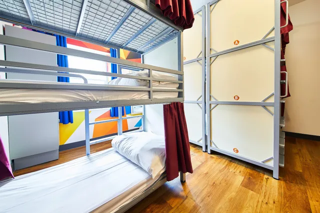 سكن مشترك مختلط بحمام مشترك، St Christophers Inn Village London Bridge Hostel Ex Hostel St Christophers Village 1/3