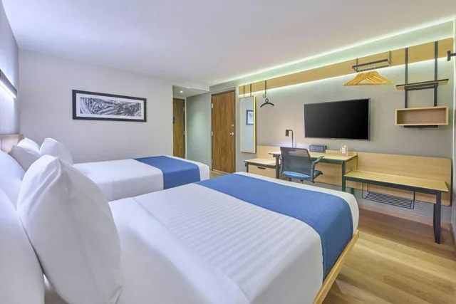 غرفة قياسية بسريرين مزدوجين بإطلالة على المدينة، City Express by Marriott Tijuana El Florido 6/8