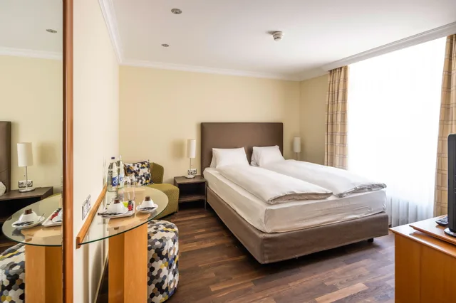 غرفة كلاسيكية بسريرين منفصلين، Hotel Seeburg Luzern 7/10