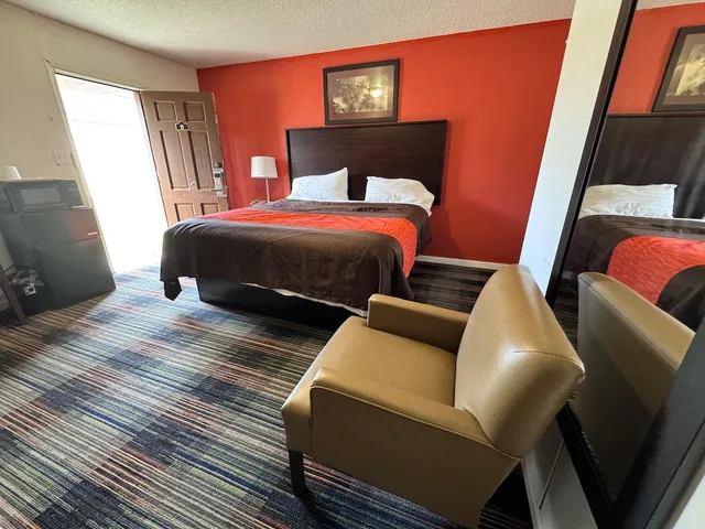 Full Bed Non-Smoking، OYO Palm Leaf Motel 6/10