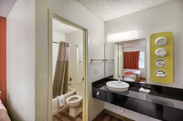 غرفة ديلوكس بسرير كوين، Motel6 Everett, WA - South 4/5