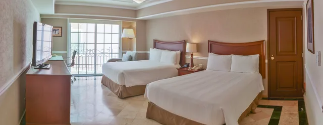 Executive, King Bed, Villa Mercedes Merida, Curio Collection by Hilton 2/2
