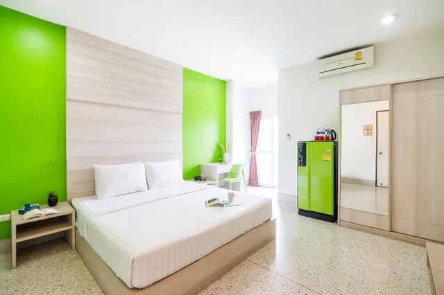 غرفة سوبيريور ثلاثية بسرير كينج وسرير فردي، The Fifth Residence 6/10