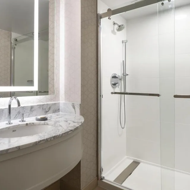 غرفة بسرير كينج بإطلالة على المدينة، San Jose Marriott 3/6