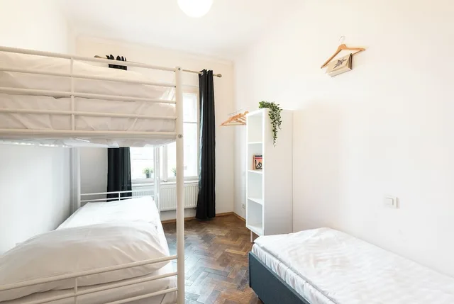 2 Bedrooms, Connecting, Apartment, 2 Bunk Beds, 3 Beds, Hybernska Apartments 4/10