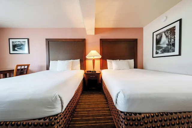 غرفة بسريرين كوين، District Hotel 3/9