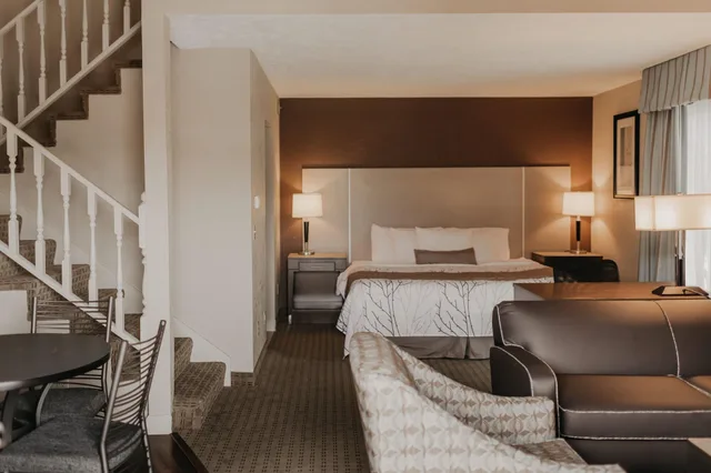 جناح بسريرين كينج، Eastland Suites Hotel & Conference Ctr, Trademark by Wyndham 3/8