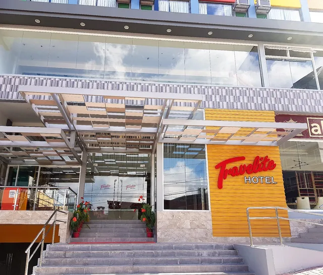 غرفة ديلوكس بسرير مزدوج، Travelite Hotel Legarda 1/1