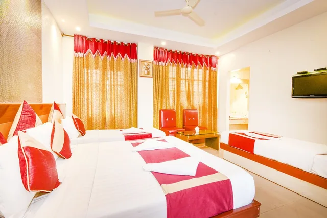 غرفة سوبيريور ثلاثية بسرير كوين وسرير فردي، AISHWARYA RESIDENCY 6/10