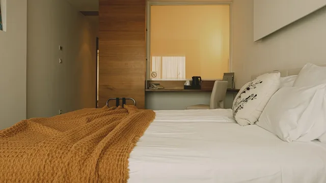 غرفة سوبيريور بسريرين منفصلين بإطلالة على البحر بشرفة، Hotel Split 5/9