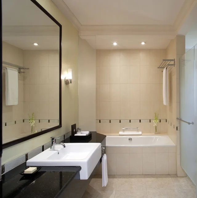 4 Bedrooms, Villa, Twin Beds, 3 King Beds, Beach Front، Grand Hyatt Doha Hotel and Villas 2/2