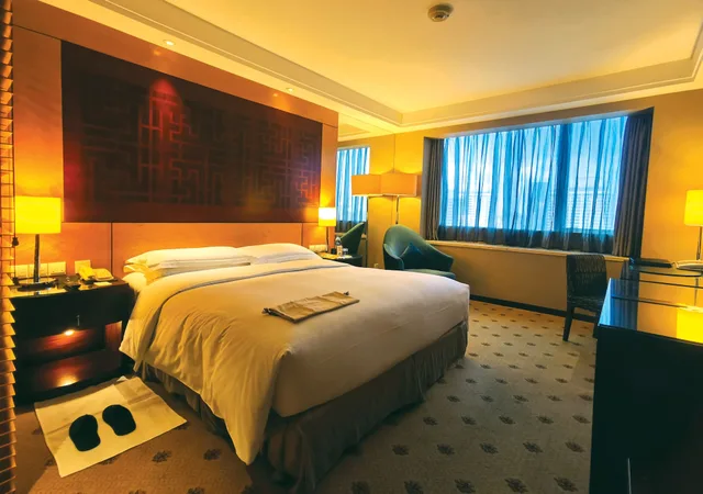 غرفة تنفيذية بسرير كوين، Radisson Collection Hyland Shanghai 10/10