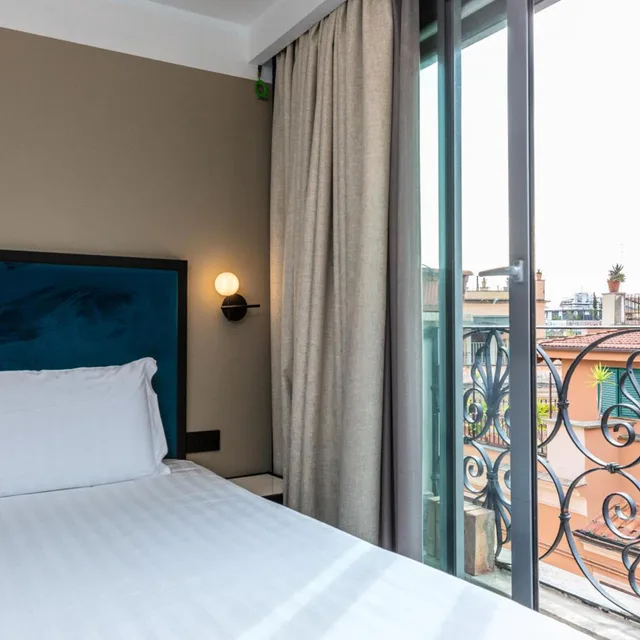 جناح مع أريكة، Hotel Trevi Collection 1/7
