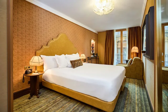 غرفة ديلوكس بشرفة، HOTEL ESPANA RAMBLAS 7/10