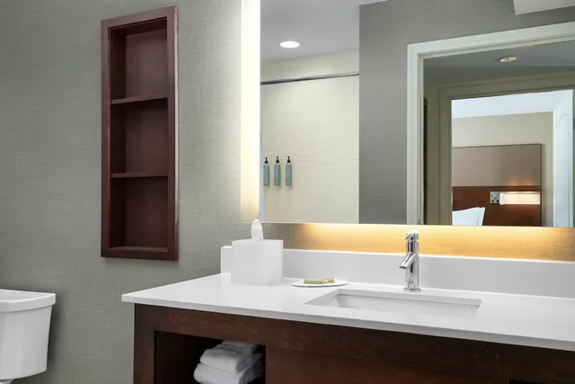 جناح بغرفتي نوم، Residence Inn Kingston 3/7