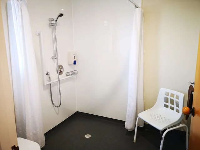 جناح عائلي بسرير كوين وسرير فردي، Aston Court Motel Blenheim 1/1