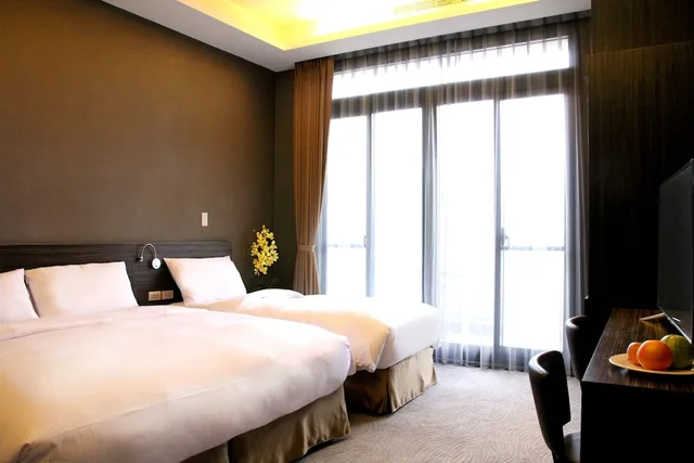 غرفة ثلاثية، CAPITAL HOTEL SONGSHAN 1/2