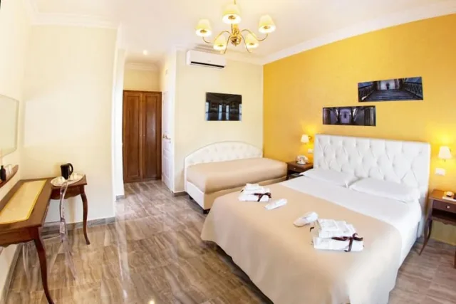Superior, Double Bed, Ostello Bello Napoli 3/9