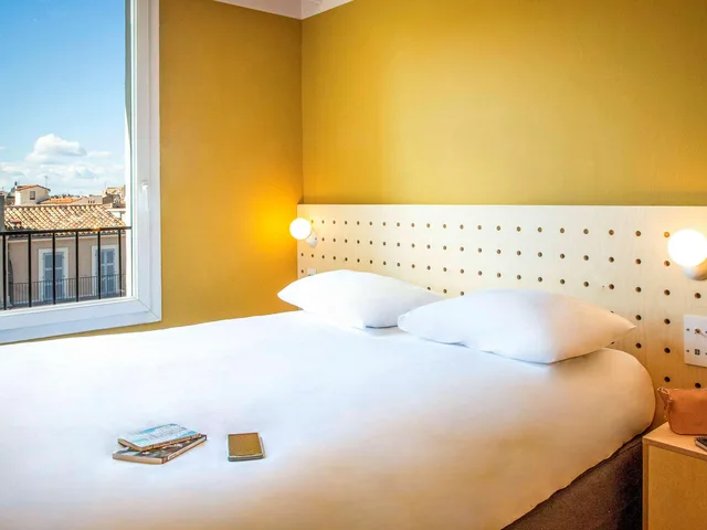 Pop, Twin Beds، greet Hotel Marseille Centre Saint Charles 2/7