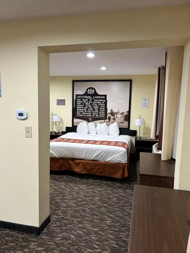 جناح عائلي بسرير كينج وسرير بطابقين، Super 8 by Wyndham Gettysburg 4/13
