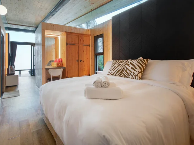 Deluxe, Villa, Pino Latte Resort and Hotel 2/3