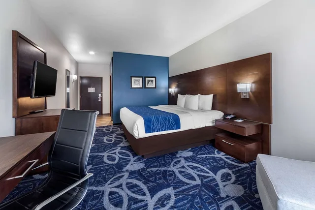 غرفة قياسية بسرير كينج، Comfort Inn And Suites Oklahoma City South I 35 4/10