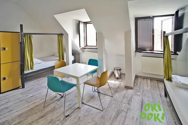 Mixed Dorm, 6 Beds, Shared Bathroom, Oki Doki Old Town Hostel 1/2