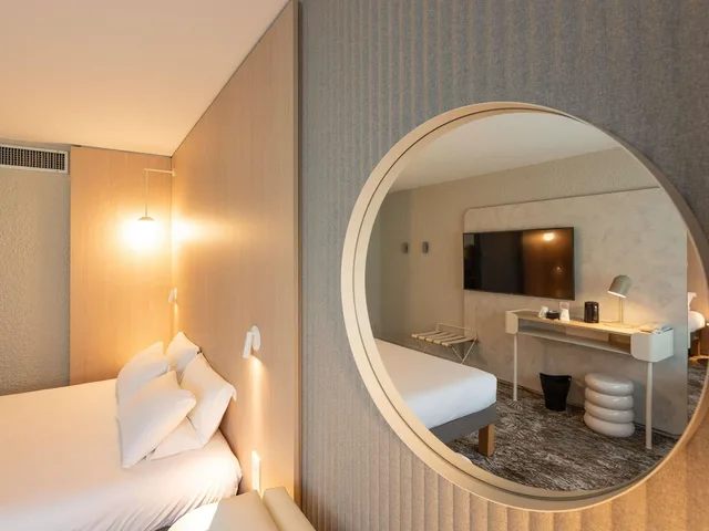 غرفة سوبيريور بسرير مزدوج مع أريكة، Novotel Macon Nord 9/10