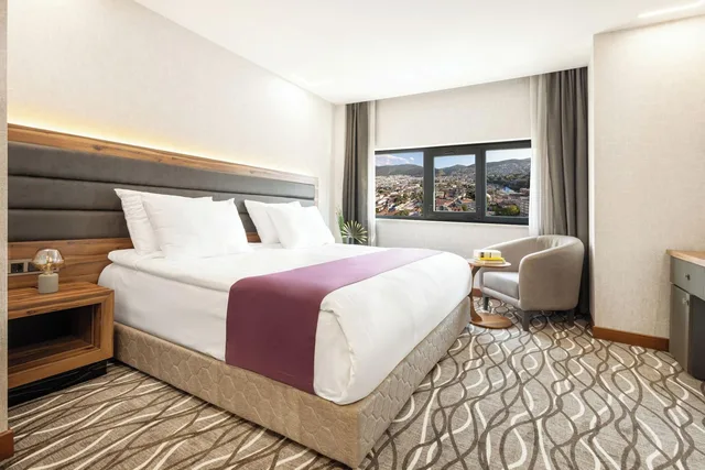 غرفة بريميوم بسرير مزدوج بشرفة، Lilium Hotel & Suites Bursa 1/1