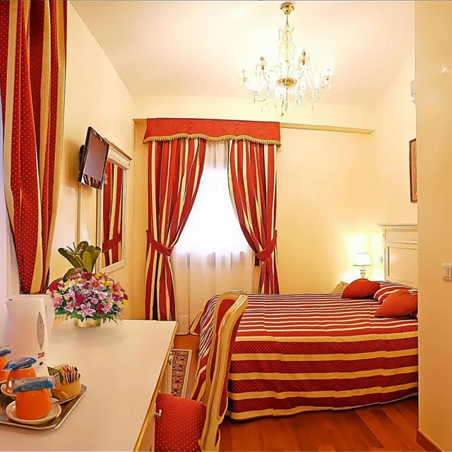 غرفة سوبيريور بسرير مزدوج في الملحق، San Luca Hotel 5/6