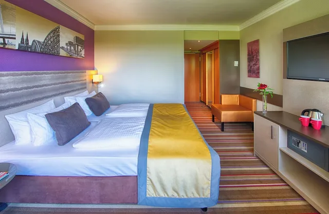 غرفة ديلوكس بسرير مزدوج، Leonardo Royal Hotel Koln Am Stadtwald 1/10