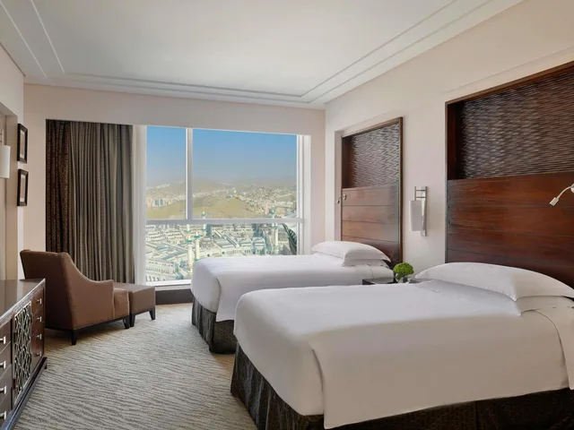 2 Bedrooms, Fairmont Gold, Kaaba, Suite, Twin Beds, King Bed, Sofa، فندق ساعة مكة فيرمونت(Makkah Clock Royal Tower A Fairmont Hotel) 5/7
