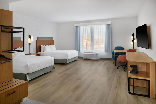 غرفة بسريرين كوين لذوي الإعاقة، Hampton Inn Midland West 1/4