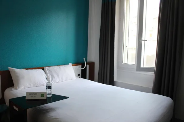 Standard, Double Bed, Train View, Ibis Styles Chambery Centre Gare 1/7