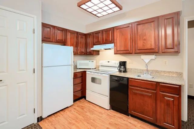 جناح بسرير كينج بغرفتي نوم، Towneplace Suites Rochester 4/4
