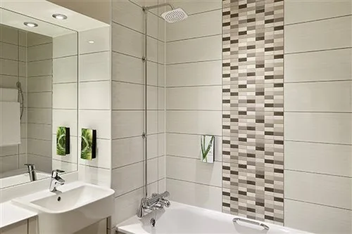 غرفة رباعية، Premier Inn Stockport Central 2/2