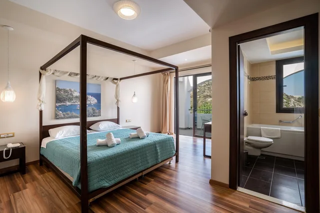 غرفة عائلية بشرفة بغرفة نوم واحدة، Ladiko Suites 3/5