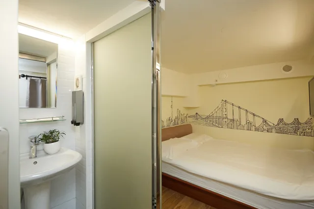 Mini, Double Bed, No Window، Shanghai Meego Youth Hostel 7/7