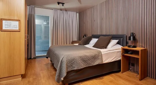 استوديو، Hotel Fron 2/10