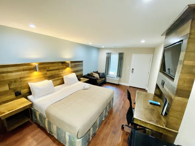 غرفة ديلوكس بسرير كينج، Quality Inn St Augustine Historic District Area 1/5