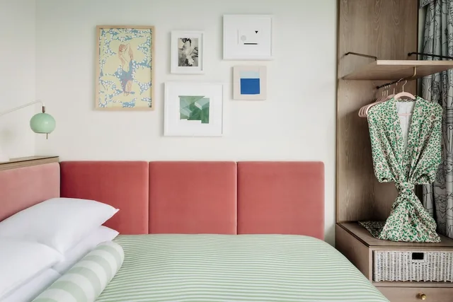 Room, Queen Bed, City View, The Goodtime Hotel 3/7