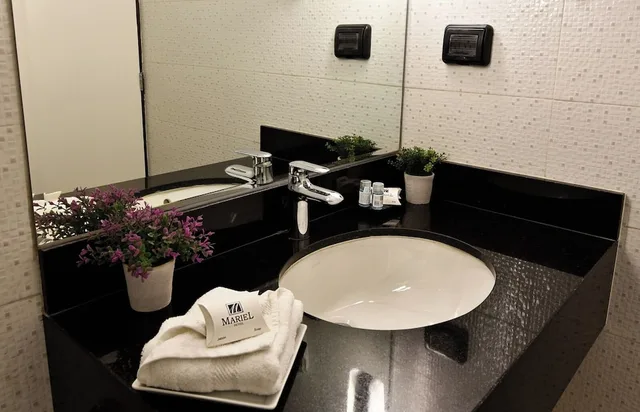 غرفة بسرير كينج، Mariel Hotel 3/3