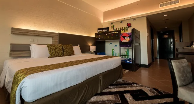 Family, Bunk Bed, Sea Front, Thistle Port Dickson 3/4