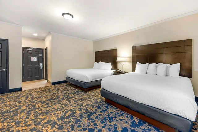 غرفة بسريرين كينج، Best Western Brentwood 1/3