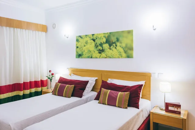 Deluxe One-Bedroom Apartment (2 Adults)، Grand Muthu Forte do Vale 4/5