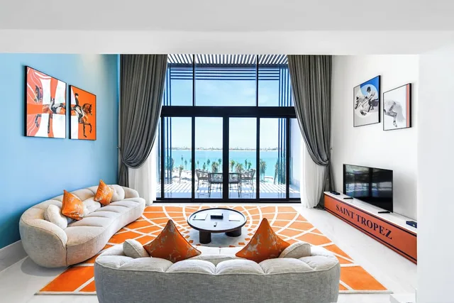لوفت بسرير كوين بإطلالة على البحر، M Hotels at Porto Marina 2/6