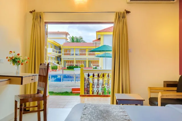 غرفة بسرير كينج بإطلالة على المسبح، Spazio Leisure Resort 5/8