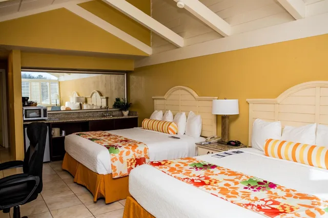 غرفة قياسية بسريرين كوين، Best Western Plus Yacht Harbor Inn 1/1