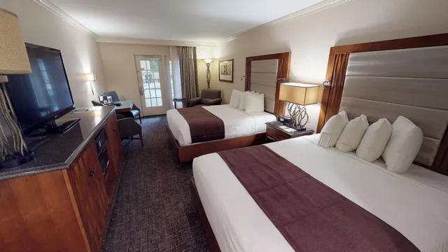 غرفة قياسية كبيرة بسريرين كوين بإطلالة على الفناء، Eden Resort And Suites, BW Premier Collection 1/10